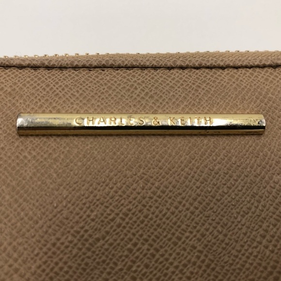 CHARLES & KEITH Tan Colour Block Wallet - Picture 3 of 5